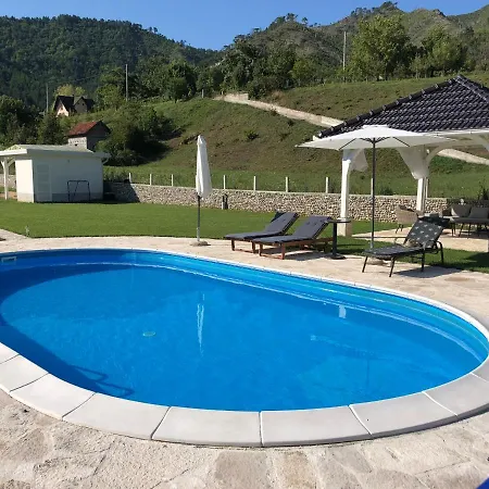 Vila Ladjanica Konjic